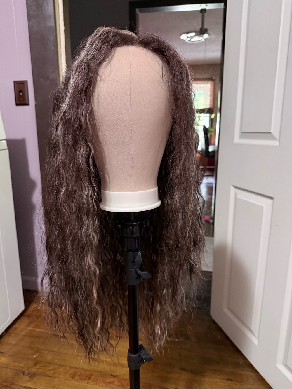DWY Shakira long, curly dark brown highlighted